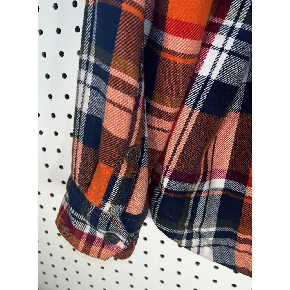 Duluth Trading button down flannel jacket - Picture 6 of 9